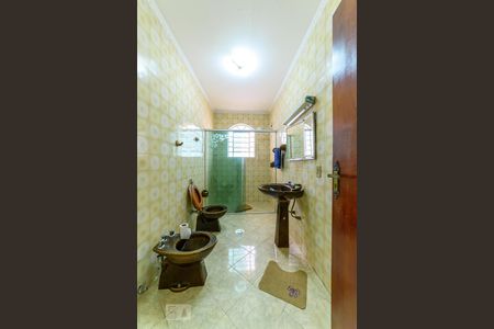 Casa à venda com 500m², 4 quartos e 8 vagasBanheiro Social 2