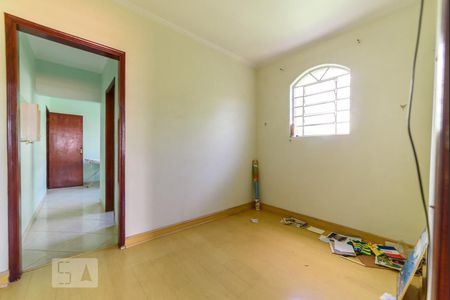 Casa à venda com 500m², 4 quartos e 8 vagasEscritório
