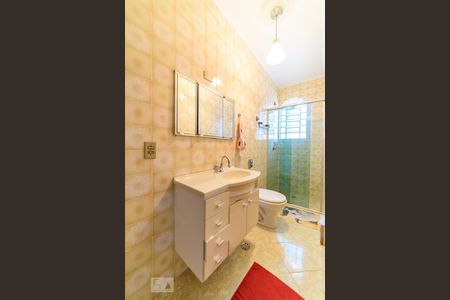 Casa à venda com 500m², 4 quartos e 8 vagasBanheiro da Suíte 1