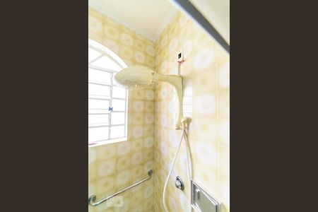 Casa à venda com 500m², 4 quartos e 8 vagasBanheiro da Suíte 2