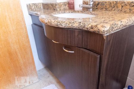 Banheiro Social de apartamento à venda com 3 quartos, 97m² em Baeta Neves, São Bernardo do Campo