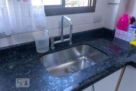 Apartamento à venda com 97m², 3 quartos e 2 vagas Apartamento à venda com 97m², 3 quartos e 2 vagasCozinha