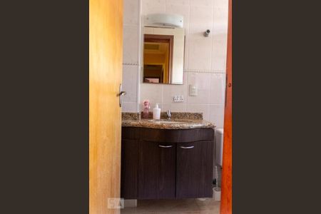 Apartamento à venda com 97m², 3 quartos e 2 vagas Apartamento à venda com 97m², 3 quartos e 2 vagasBanheiro Social