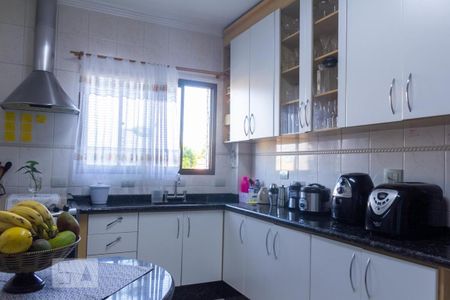 Apartamento à venda com 97m², 3 quartos e 2 vagas Apartamento à venda com 97m², 3 quartos e 2 vagasCozinha