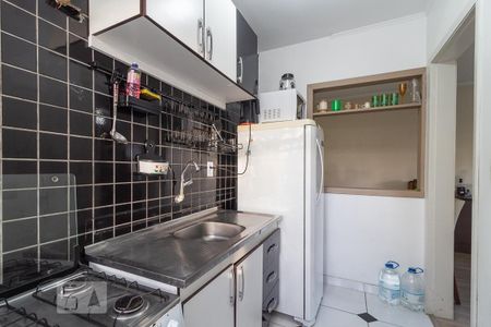 Apartamento à venda com 43m², 1 quarto e sem vaga Apartamento à venda com 43m², 1 quarto e sem vagaCozinha