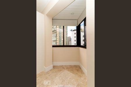 Apartamento à venda com 54m², 1 quarto e 1 vagaQuarto