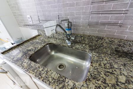 Apartamento à venda com 44m², 2 quartos e 1 vagaCozinha