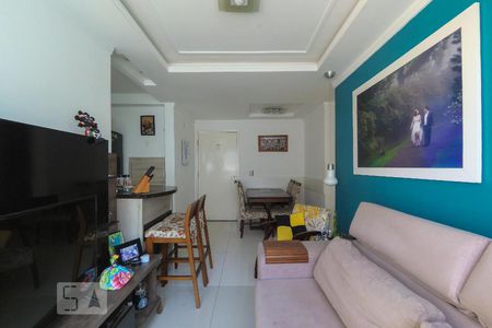 Sala de apartamento para alugar com 2 quartos, 48m² em Passo das Pedras, Porto Alegre