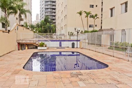 Apartamento à venda com 58m², 2 quartos e 1 vaga Apartamento à venda com 58m², 2 quartos e 1 vagaÁrea comum - Piscina