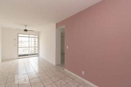 Apartamento para alugar com 80m², 2 quartos e 1 vagaSALA