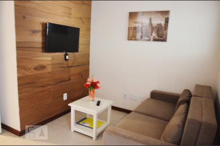 Sala de apartamento para alugar com 1 quarto, 33m² em Barra, Salvador