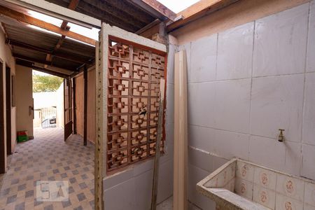 Casa à venda com 100m², 2 quartos e sem vagaÁrea de Serviço