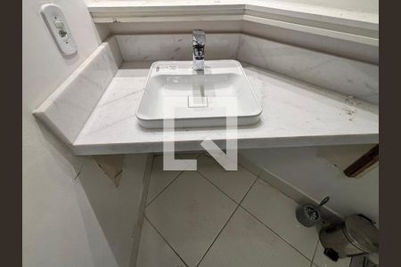 Banheiro de apartamento para alugar com 1 quarto, 42m² em Jardim Paulistano, São Paulo
