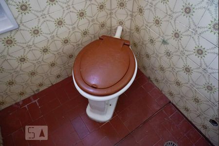 Casa à venda com 400m², 1 quarto e 1 vaga Casa à venda com 400m², 1 quarto e 1 vagaBanheiro