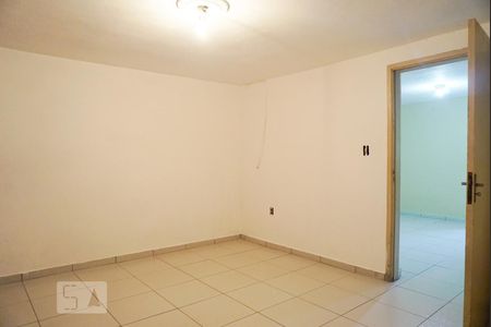 Quarto de casa à venda com 1 quarto, 400m² em Cidade Antônio Estevão de Carvalho, São Paulo