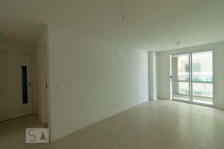 SALAde Apartamento com 2 quartos, 70m² Santa Rosa 