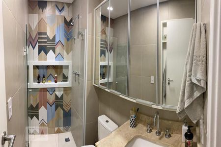 Studio para alugar com 35m², 1 quarto e 1 vaga Studio para alugar com 35m², 1 quarto e 1 vagaBanheiro