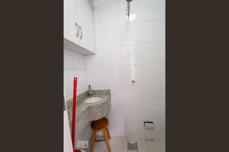 Apartamento à venda com 80m², 2 quartos e sem vagaBanheiro de Serviço