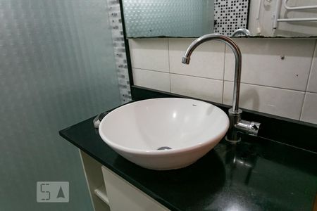 Banheiro - Torneira de apartamento à venda com 2 quartos, 80m² em Cidade Baixa, Porto Alegre