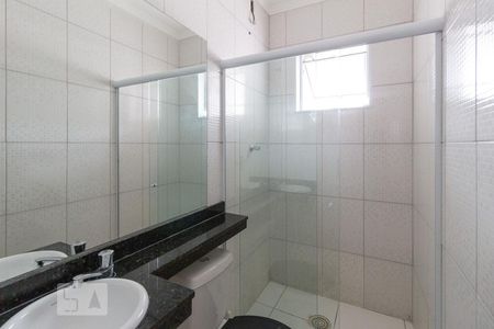 Banheiro de apartamento para alugar com 1 quarto, 50m² em Jaguaré, São Paulo