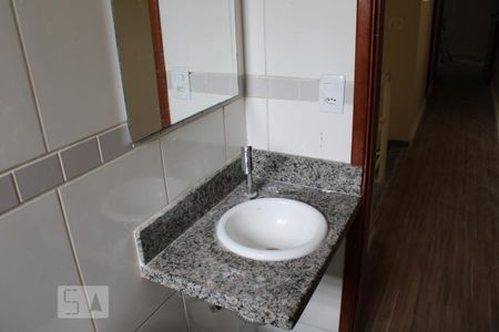 Casa à venda com 87m², 3 quartos e 1 vaga Casa à venda com 87m², 3 quartos e 1 vagaBanheiro