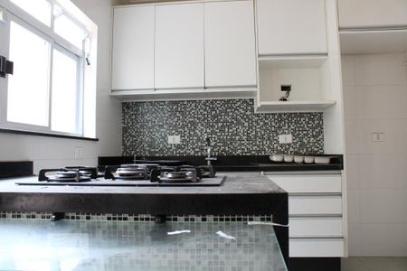 Casa à venda com 87m², 3 quartos e 1 vaga Casa à venda com 87m², 3 quartos e 1 vagaCozinha