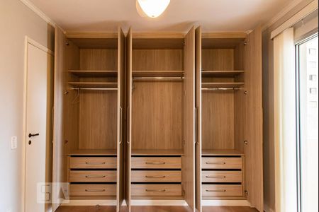 Apartamento para alugar com 48m², 1 quarto e 1 vaga Apartamento para alugar com 48m², 1 quarto e 1 vagaArmário