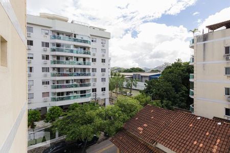 Vista de apartamento para alugar com 2 quartos, 62m² em Taquara, Rio de Janeiro