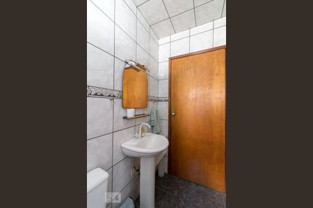 Casa à venda com 150m², 3 quartos e 7 vagasBanheiro 2