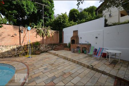 Casa para alugar com 210m², 4 quartos e 1 vagaÁrea de Lazer