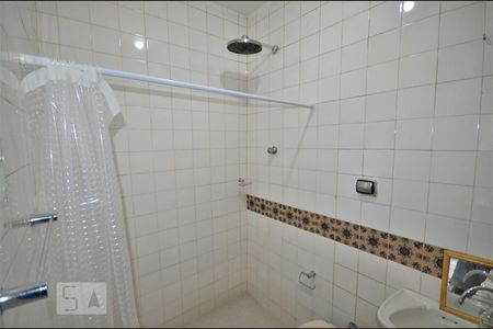 Casa para alugar com 210m², 4 quartos e 1 vagaBanheiro da Suíte