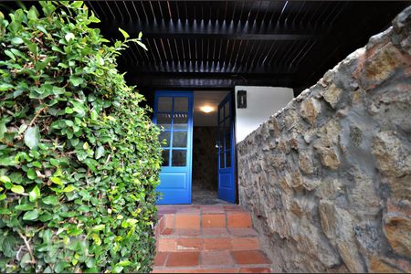 Casa para alugar com 210m², 4 quartos e 1 vagaEntrada