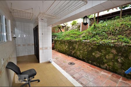 Casa para alugar com 210m², 4 quartos e 1 vagaÁrea de Serviço