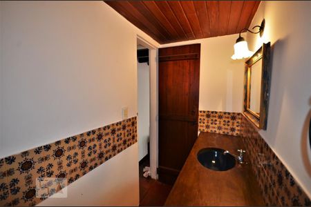 Casa para alugar com 210m², 4 quartos e 1 vagaLavabo