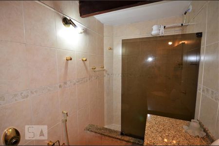 Casa para alugar com 210m², 4 quartos e 1 vagaBanheiro da Suíte