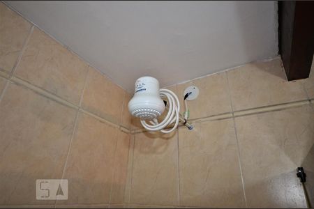 Casa para alugar com 210m², 4 quartos e 1 vagaChuveiro