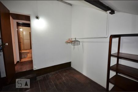 Casa para alugar com 210m², 4 quartos e 1 vagaCloset