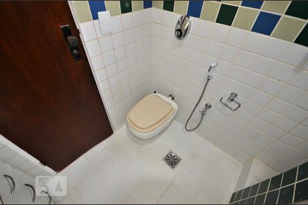 Casa para alugar com 210m², 4 quartos e 1 vagaBanheiro Social