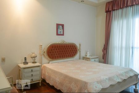 Apartamento para alugar com 255m², 4 quartos e 4 vagas Apartamento para alugar com 255m², 4 quartos e 4 vagasQuarto 1 - Suíte