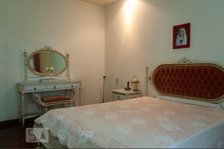 Apartamento para alugar com 255m², 4 quartos e 4 vagas Apartamento para alugar com 255m², 4 quartos e 4 vagasQuarto 1 - Suíte