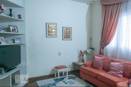 Apartamento para alugar com 255m², 4 quartos e 4 vagas Apartamento para alugar com 255m², 4 quartos e 4 vagasSala de TV