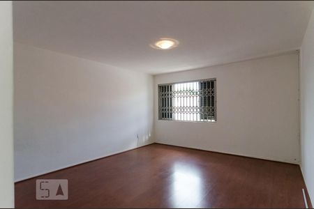 Suíte de casa à venda com 3 quartos, 300m² em Vila Parque Jabaquara, São Paulo