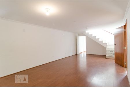 Sala de casa à venda com 3 quartos, 300m² em Vila Parque Jabaquara, São Paulo