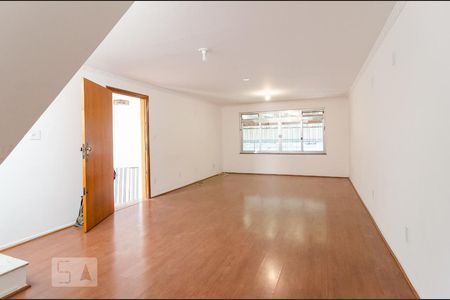 Sala de casa à venda com 3 quartos, 300m² em Vila Parque Jabaquara, São Paulo