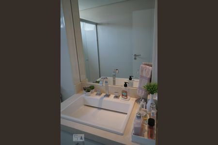 Apartamento à venda com 96m², 3 quartos e 2 vagas Apartamento à venda com 96m², 3 quartos e 2 vagasBanheiro