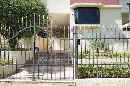 Apartamento à venda com 96m², 3 quartos e 2 vagas Apartamento à venda com 96m², 3 quartos e 2 vagasFachada