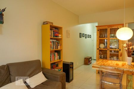 Sala de apartamento para alugar com 1 quarto, 50m² em Perdizes, São Paulo