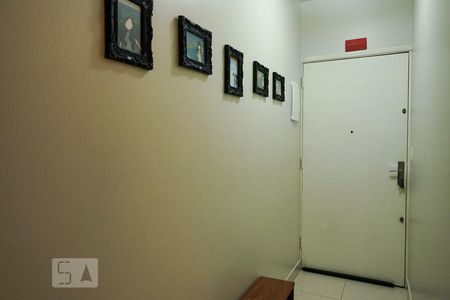 Entrada de apartamento para alugar com 1 quarto, 50m² em Perdizes, São Paulo