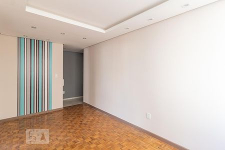 Apartamento à venda com 77m², 2 quartos e 1 vaga Apartamento à venda com 77m², 2 quartos e 1 vagaSala