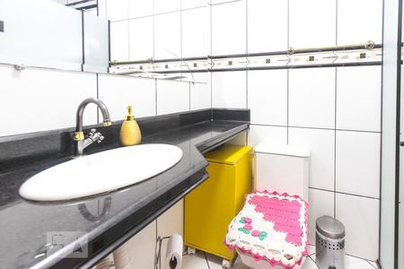 Apartamento à venda com 61m², 3 quartos e sem vagaBanheiro